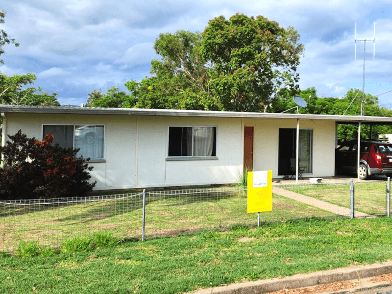 8 Carey Street, Gayndah, Qld 4625 House for Sale