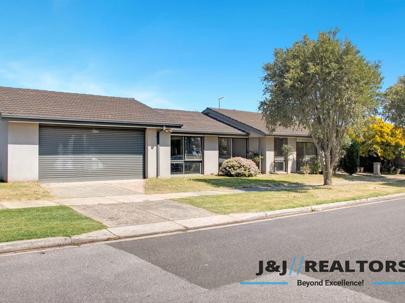 2 Sharne Court, Cranbourne North, VIC 3977 - realestate.com.au
