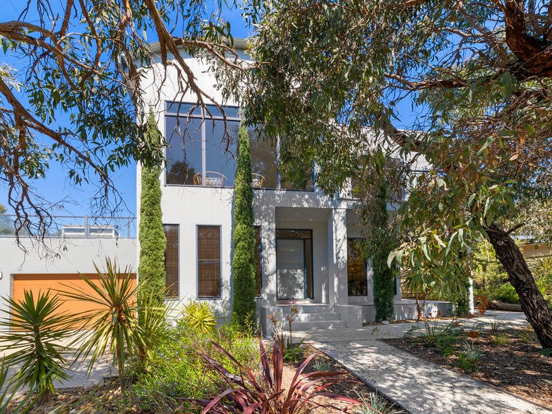 5 She Oak Crescent, Fairhaven, Vic 3231 Property Details