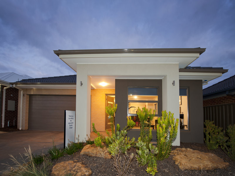 2477 AURORA ESTATE, Wollert, Vic 3750 Property Details