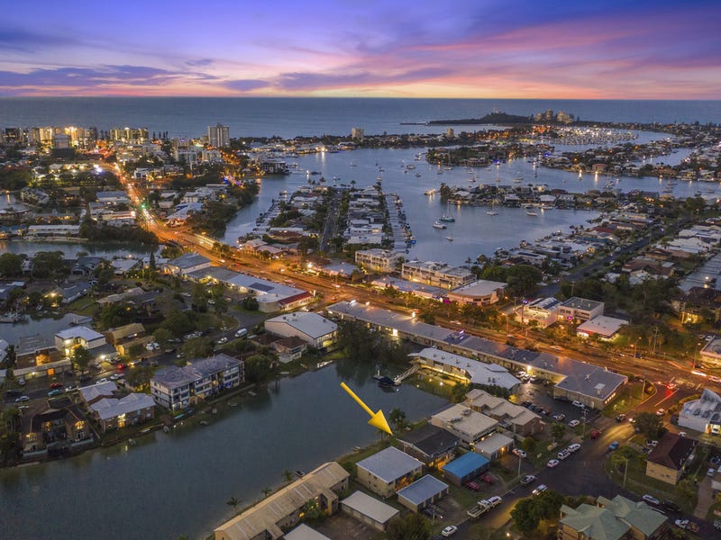 2/10 Akeringa Place, Mooloolaba, QLD 4557