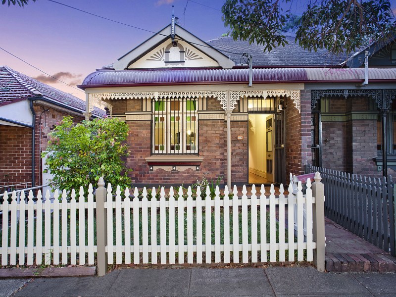 54 Frampton Avenue, Marrickville, NSW 2204 Property Details