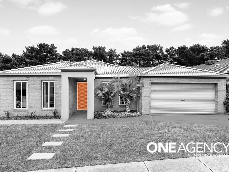 12 Baggy Green Street, Sunbury, Vic 3429 Property Details