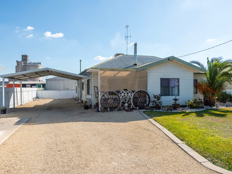 5 Station Street, Nhill, Vic 3418 House for Sale