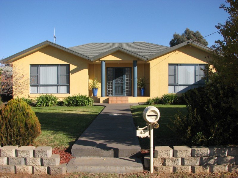 44 South Gloucester, Forbes, NSW 2871 Property Details