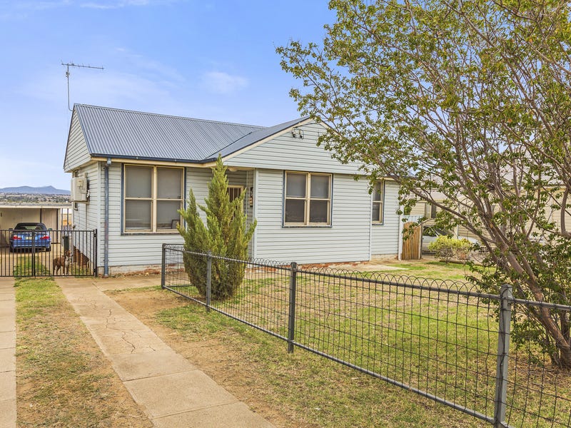 5 Peel Street, Tamworth, NSW 2340 Property Details