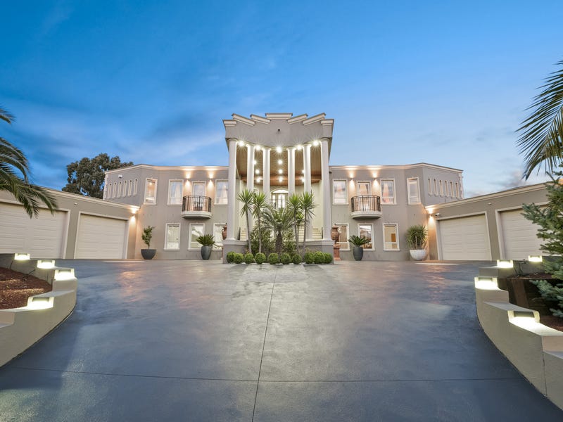 15 Wiringa Close, Narre Warren North, Vic 3804 House for Sale