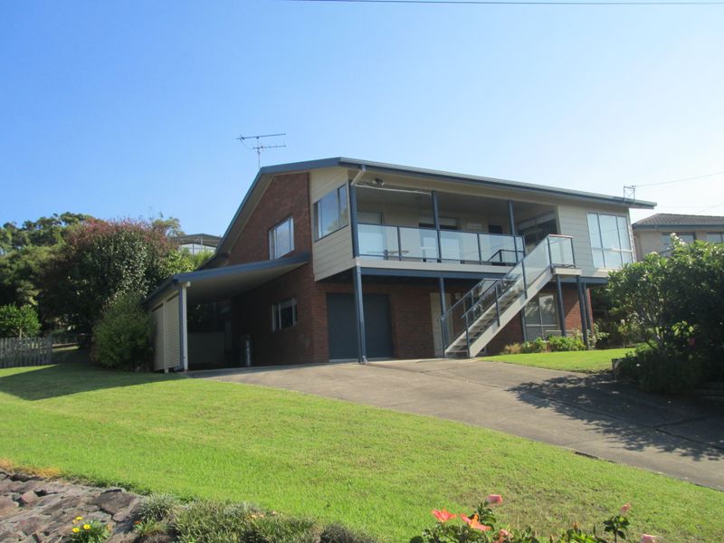 5 Coogee Place, Tuross Head, NSW 2537