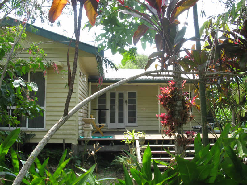 26A Pringle Street Mossman Qld 4873 Property Details