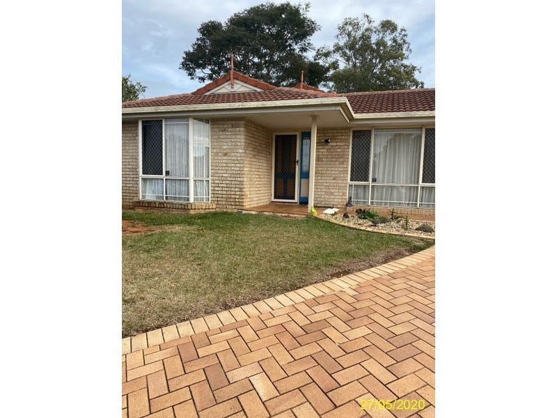 8 Red Admiral Place, Kallangur, QLD 4503