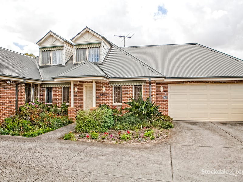 2/4 Henry Street, Pakenham, VIC 3810