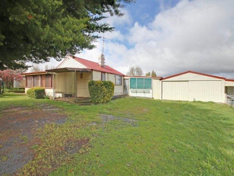 24 Saleyards Road, Crookwell, NSW 2583 Property Details