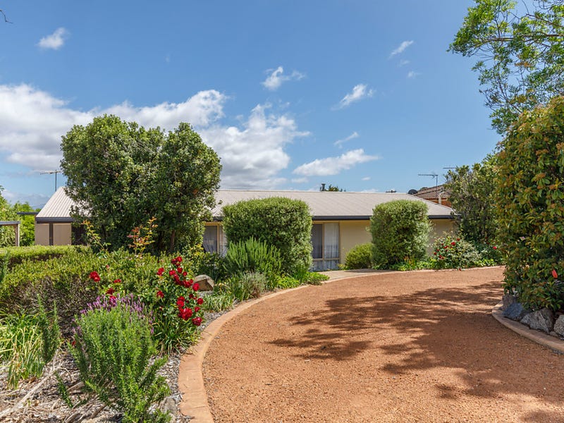 40 Freda Gibson Circuit, Theodore, ACT 2905