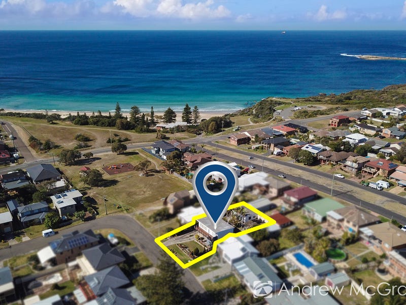 67 Macquarie Grove, Caves Beach, NSW 2281