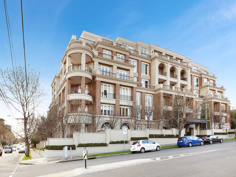 204/1 Wallace Avenue, Toorak, Vic 3142 Property Details
