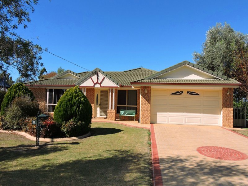 22 Devitt Street, Warwick, Qld 4370 Property Details