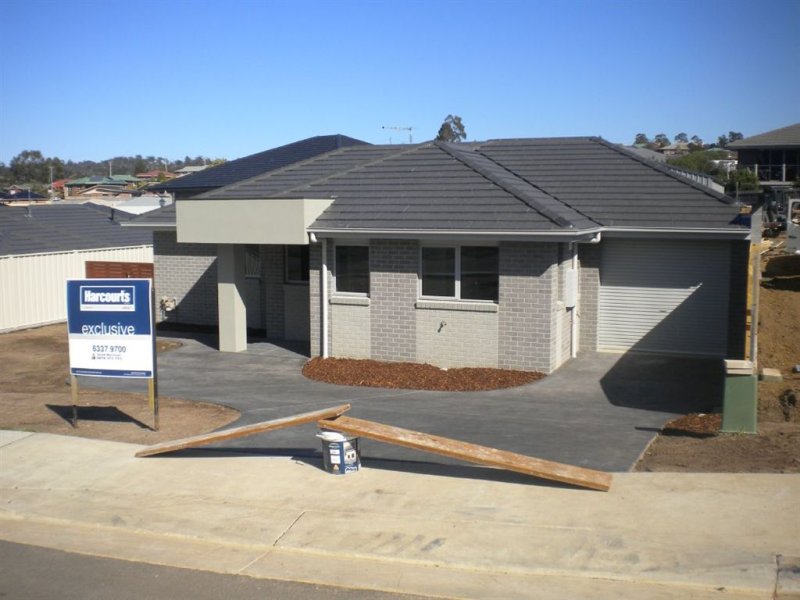 1 & 2/5 Kate Reed Drive, Prospect, Tas 7250 - Property Details