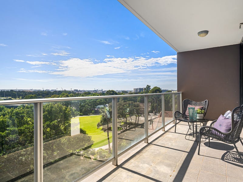 709 8 10 Brodie Spark Drive Wolli Creek NSW 2205 realestate .au