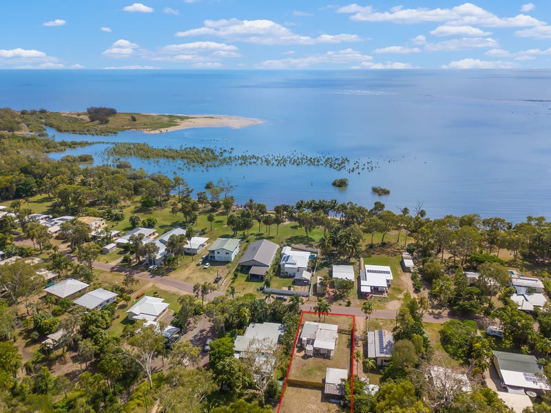 34 Whiting Court, Cungulla, Qld 4816 House for Sale