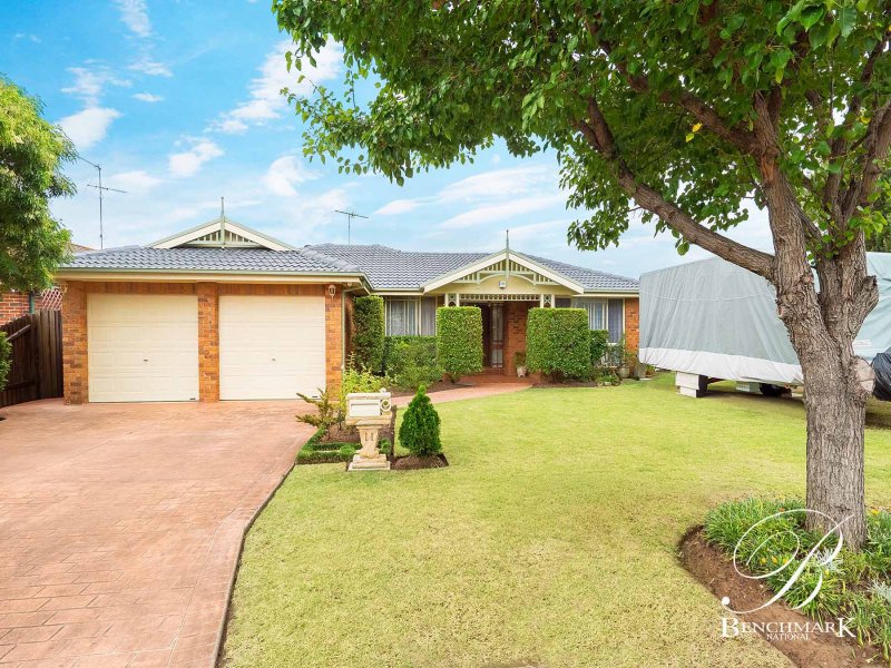 11 Exford Court, Wattle Grove, NSW 2173