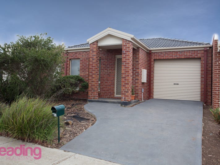 2/747 Elizabeth Drive, Sunbury, VIC 3429