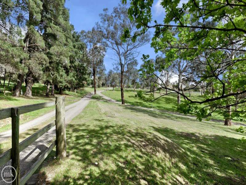 13 Yarra Braes Road, Eltham, Vic 3095 - Property Details