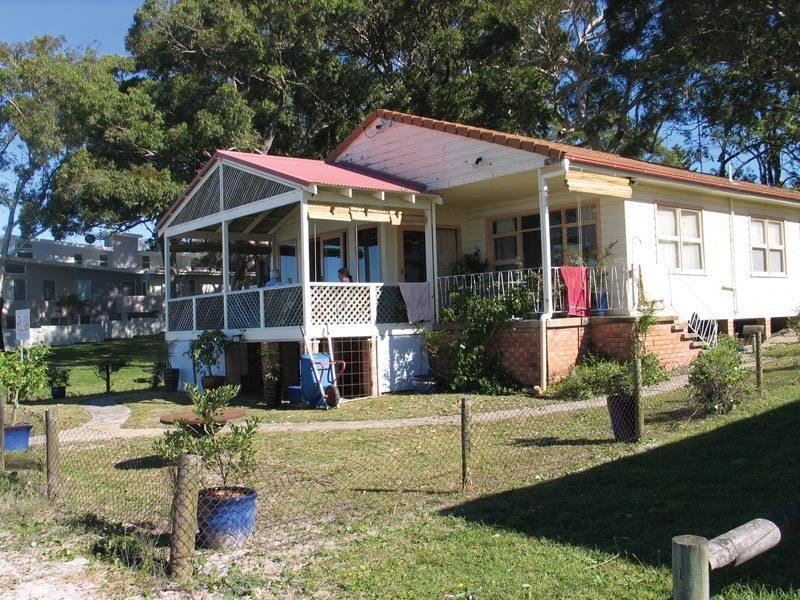 121 Soldiers Point Road, Soldiers Point, NSW 2317