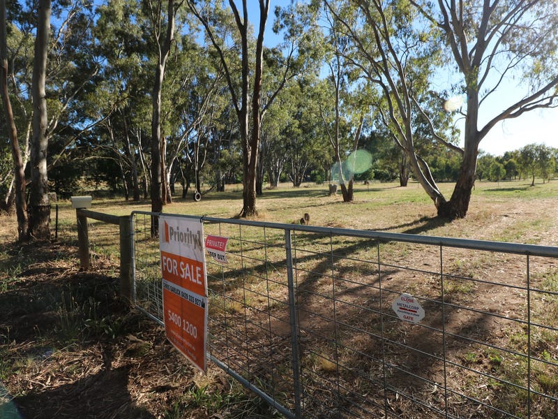 CA 13 BoortWedderburn Road & Ross Street, Wedderburn, Vic 3518