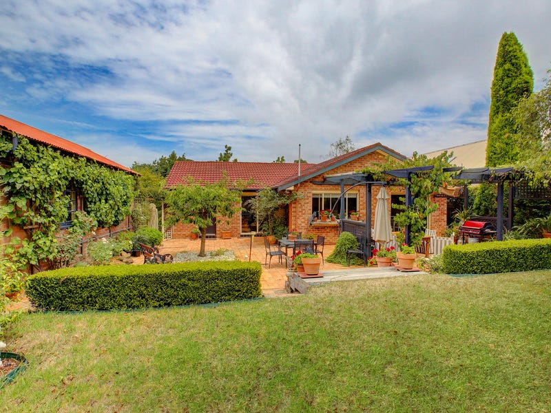 34 Clearview Street, Bowral, NSW 2576 Property Details