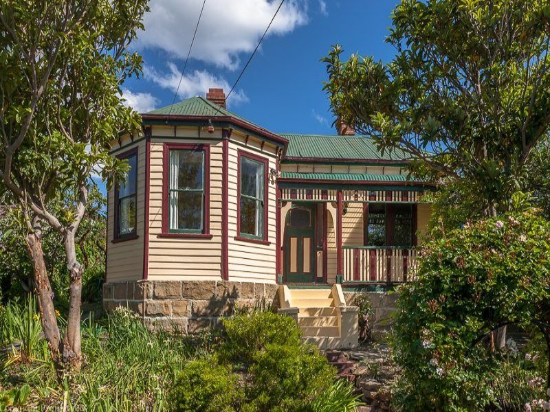 11 Duke Street, Sandy Bay, TAS 7005