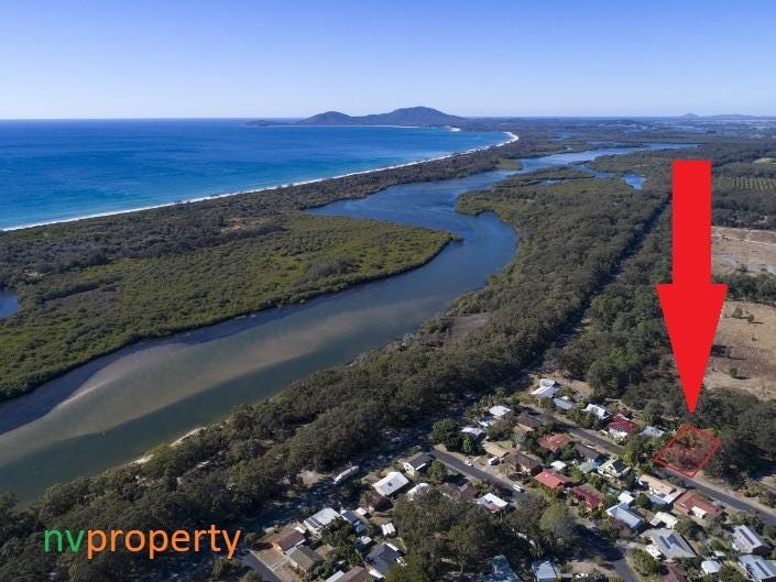 11 Avenue, Stuarts Point, NSW 2441
