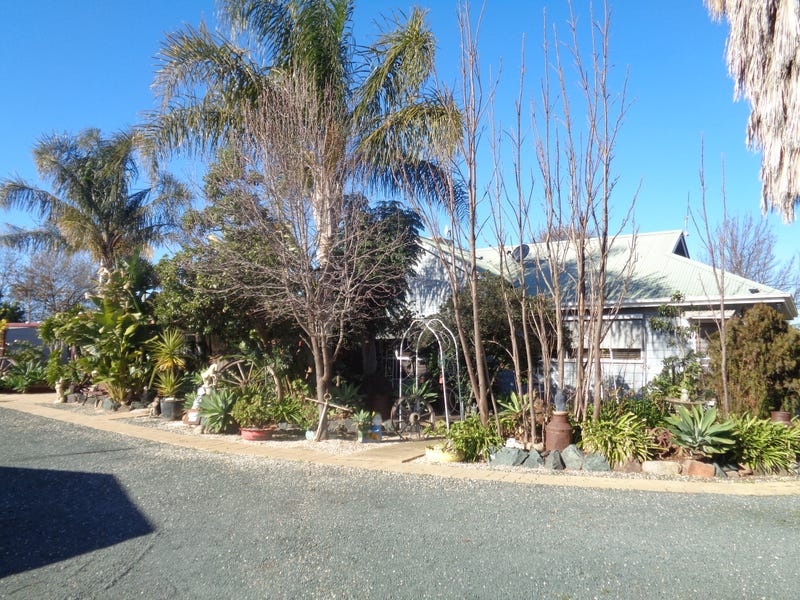 152 Murdoch Road, Fairy Dell, VIC 3561