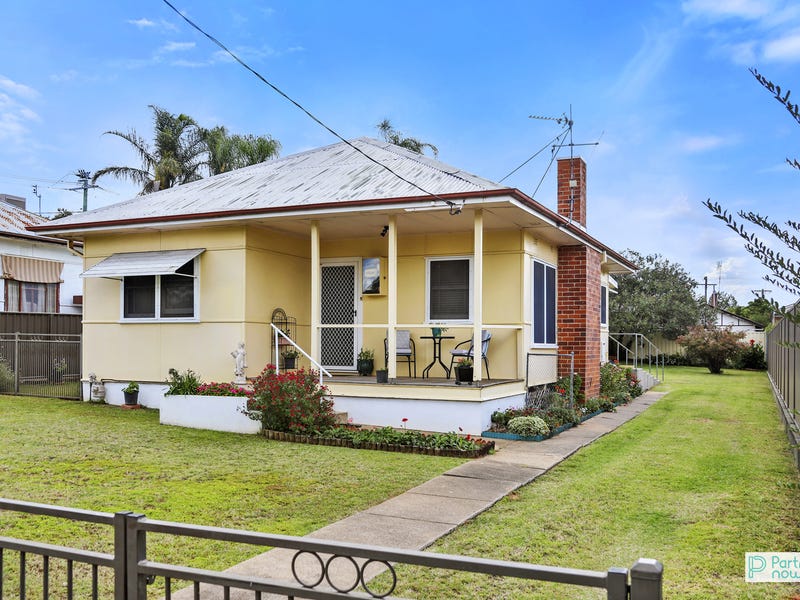 35 Park Street, West Tamworth, NSW 2340 - realestate.com.au