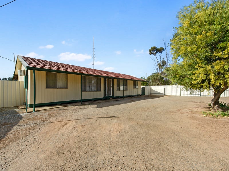 90 South Terrace, Kadina, SA 5554 Property Details