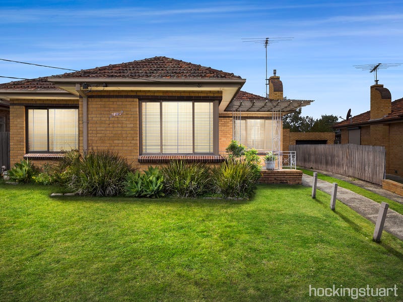 12 Newlands Road, Coburg North, VIC 3058 12 Newlands Road, Coburg North, VIC 3058