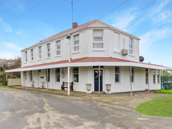 2 Mercer Street, Shelford, Vic 3329 Property Details