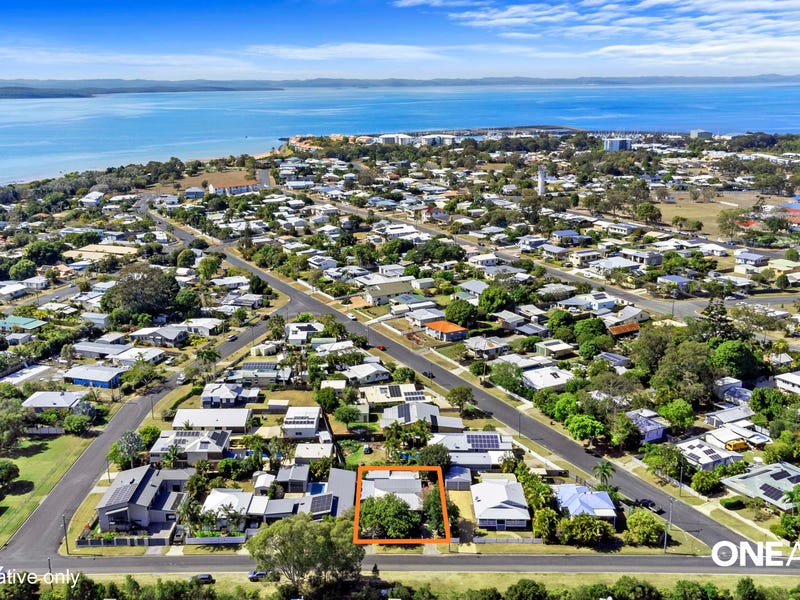 19 Pilot Street, Urangan, Qld 4655 Property Details