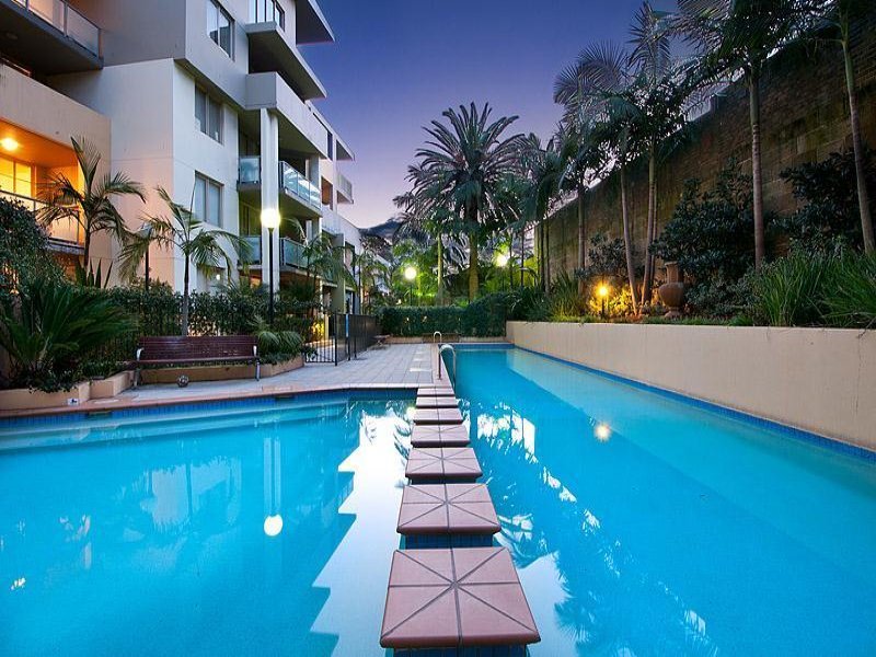 71/228 Moore Park Road, Paddington, NSW 2021 Property Details