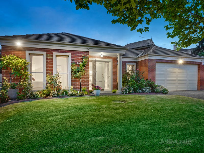 30 Hutchinson Drive, Kew, Vic 3101 Property Details