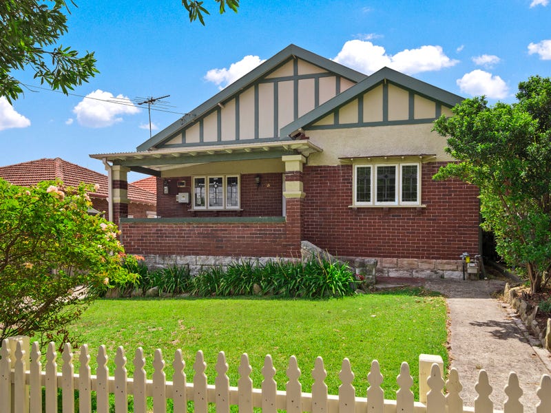 5 Douglas Avenue, Chatswood, NSW 2067 Property Details