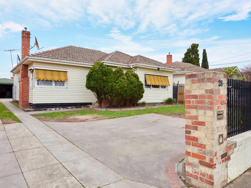 28 Gladstone Road, Dandenong, Vic 3175 Property Details