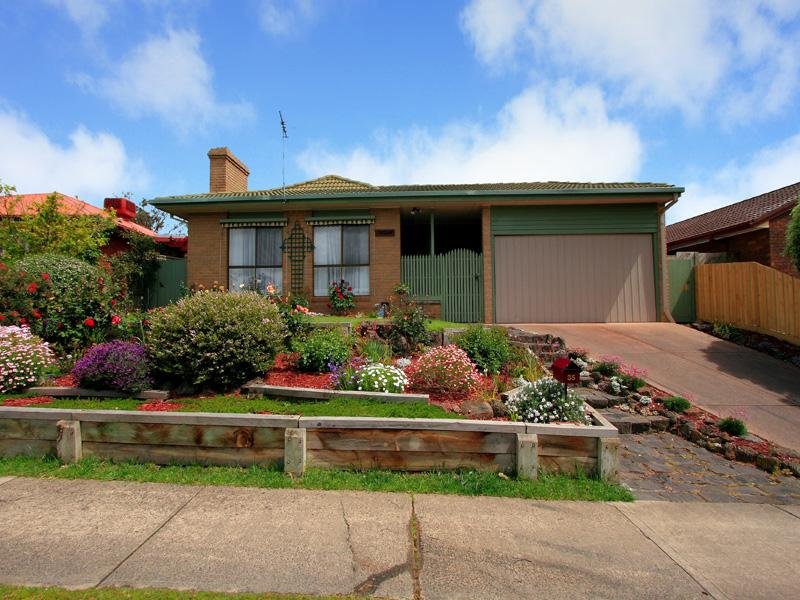35 Burgess Drive, Langwarrin, VIC 3910