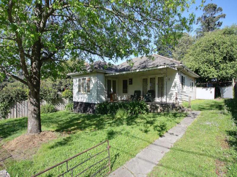 10 Regina Street, Ringwood, VIC 3134