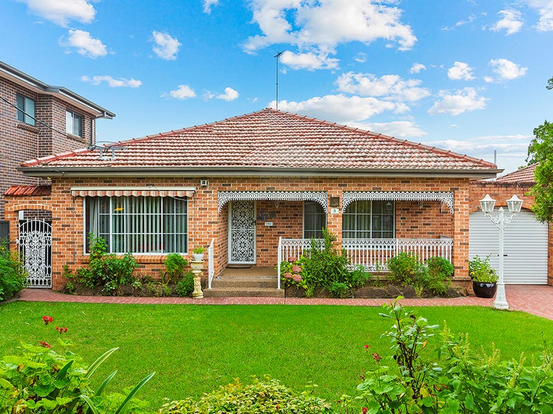 8 Wyena Road, Pendle Hill, NSW 2145