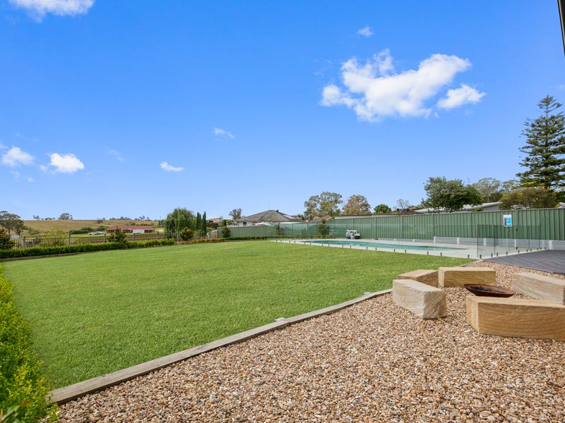 17 Blaxland Avenue, Luddenham, NSW 2745 House for Sale realestate