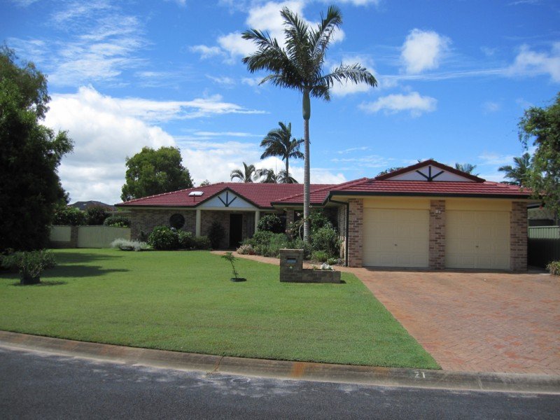 21 Palm Terrace, Yamba, NSW 2464