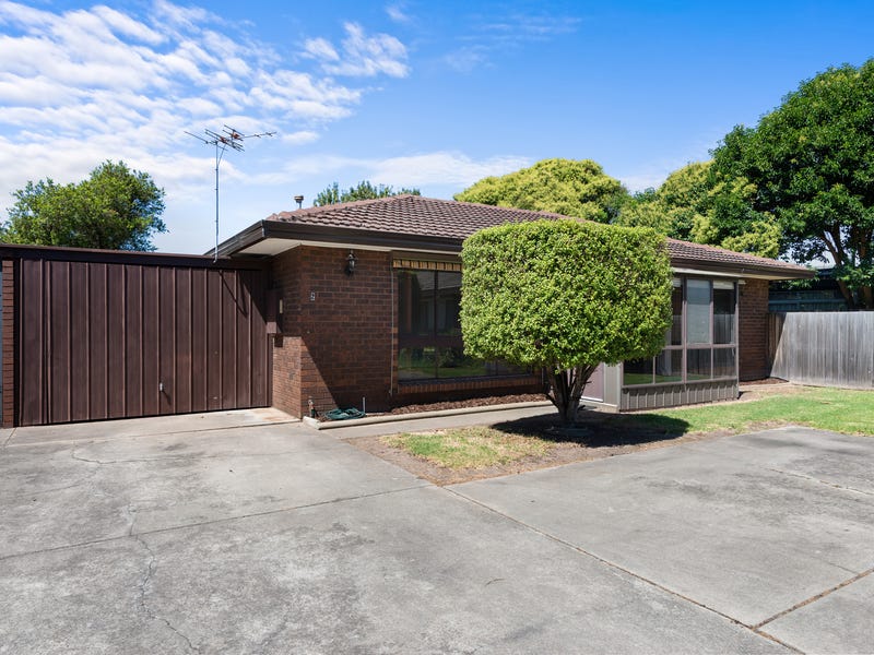 2/72 RAGLAN Street, Sale, Vic 3850 Property Details