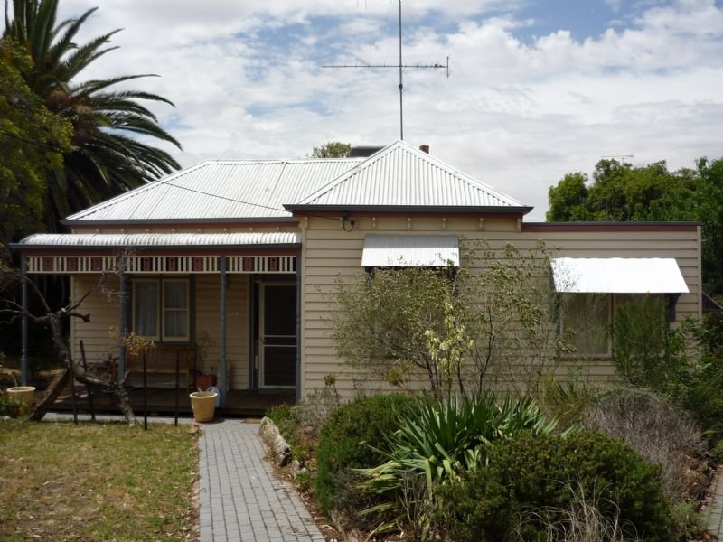 1 Oke Street, Ouyen, Vic 3490 Property Details