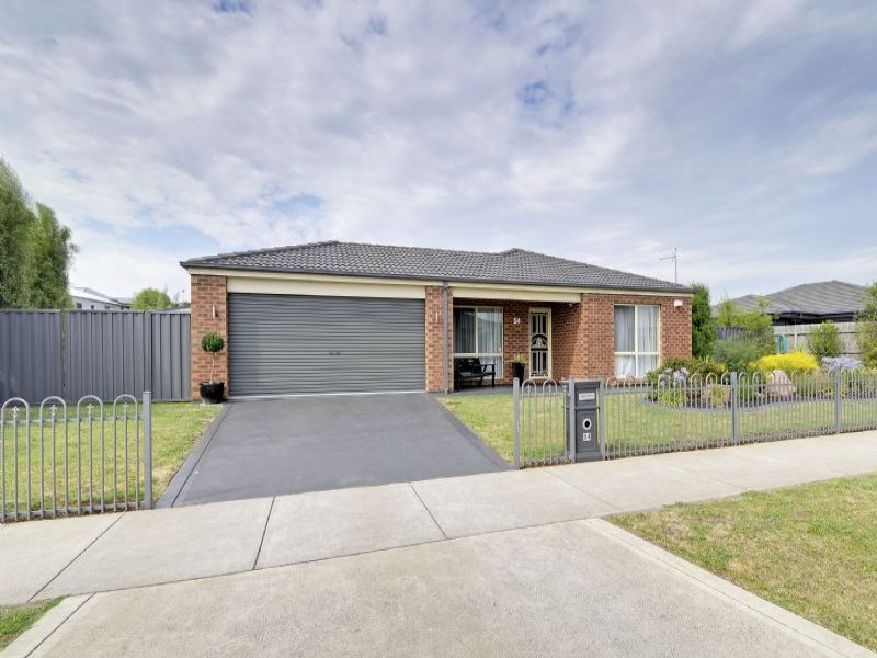 54 Riverslea Boulevard, Traralgon, Vic 3844 Property Details