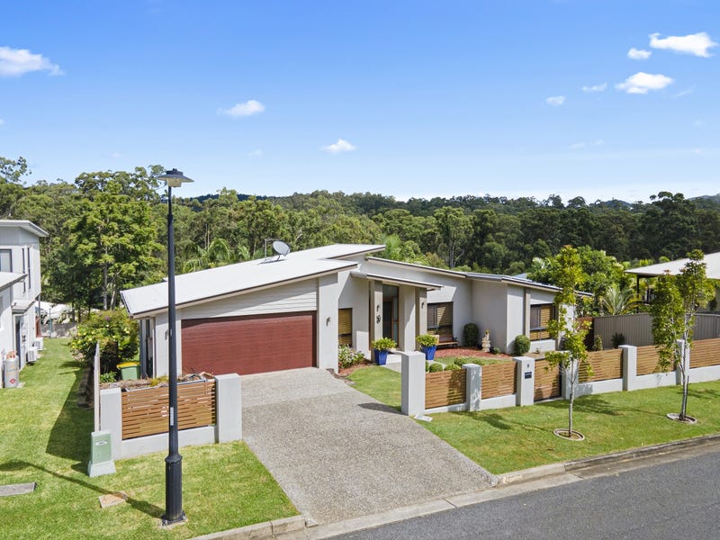 9 Marshall Grove, Bonogin, QLD 4213